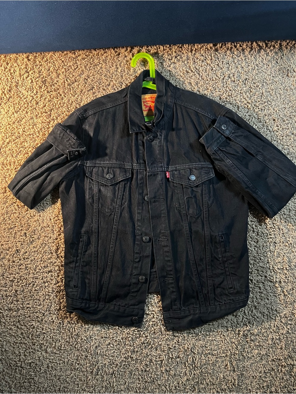 Levi's Black Short-Sleeve Denim Trucker Jacket